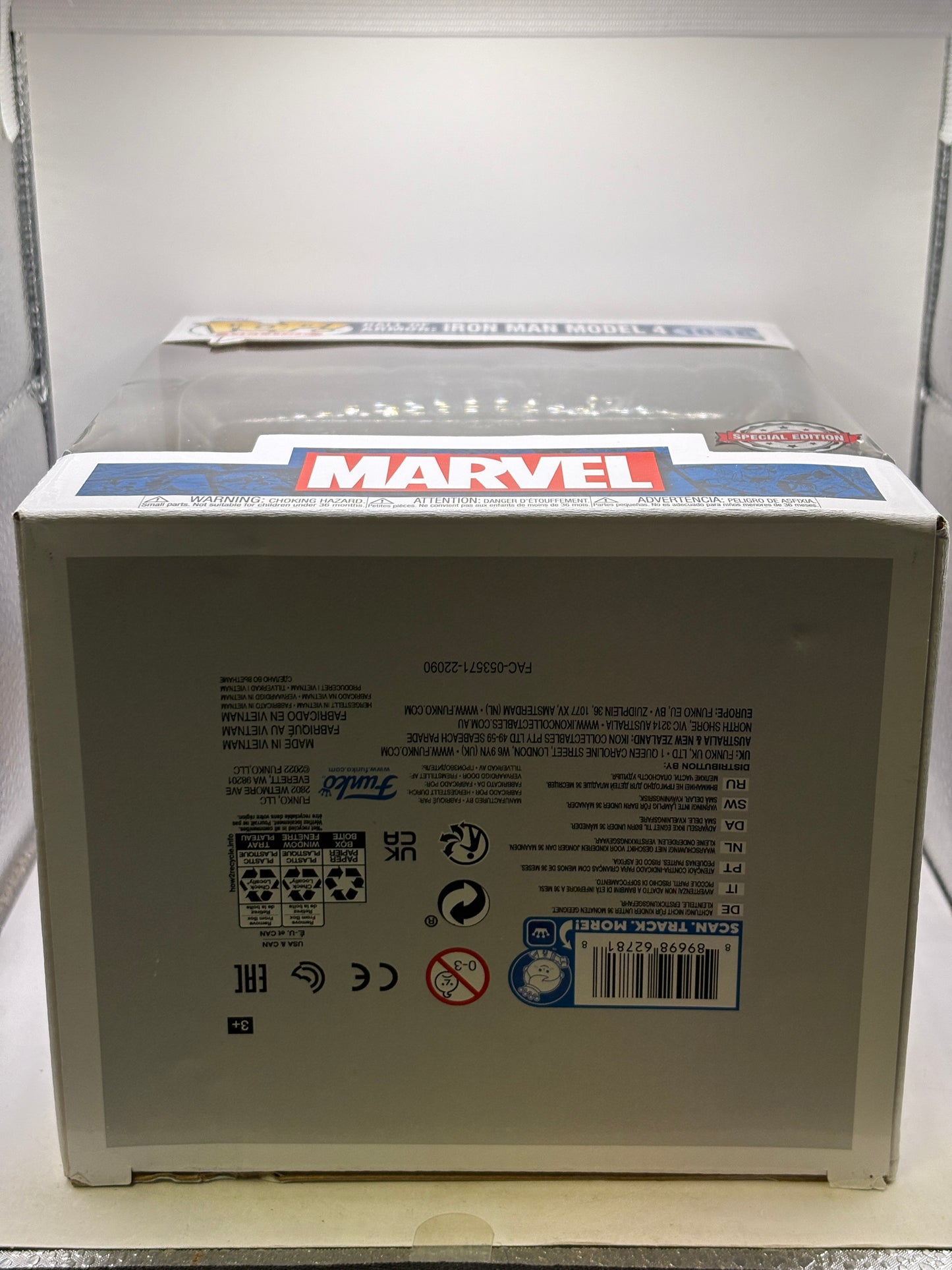 Funko POP! Deluxe Marvel Hall of Armor : Iron Man Model 4 #1036 SE