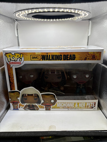 Funko POP! Television The Walking Dead Michonne & Her Pets Vinyl Figures