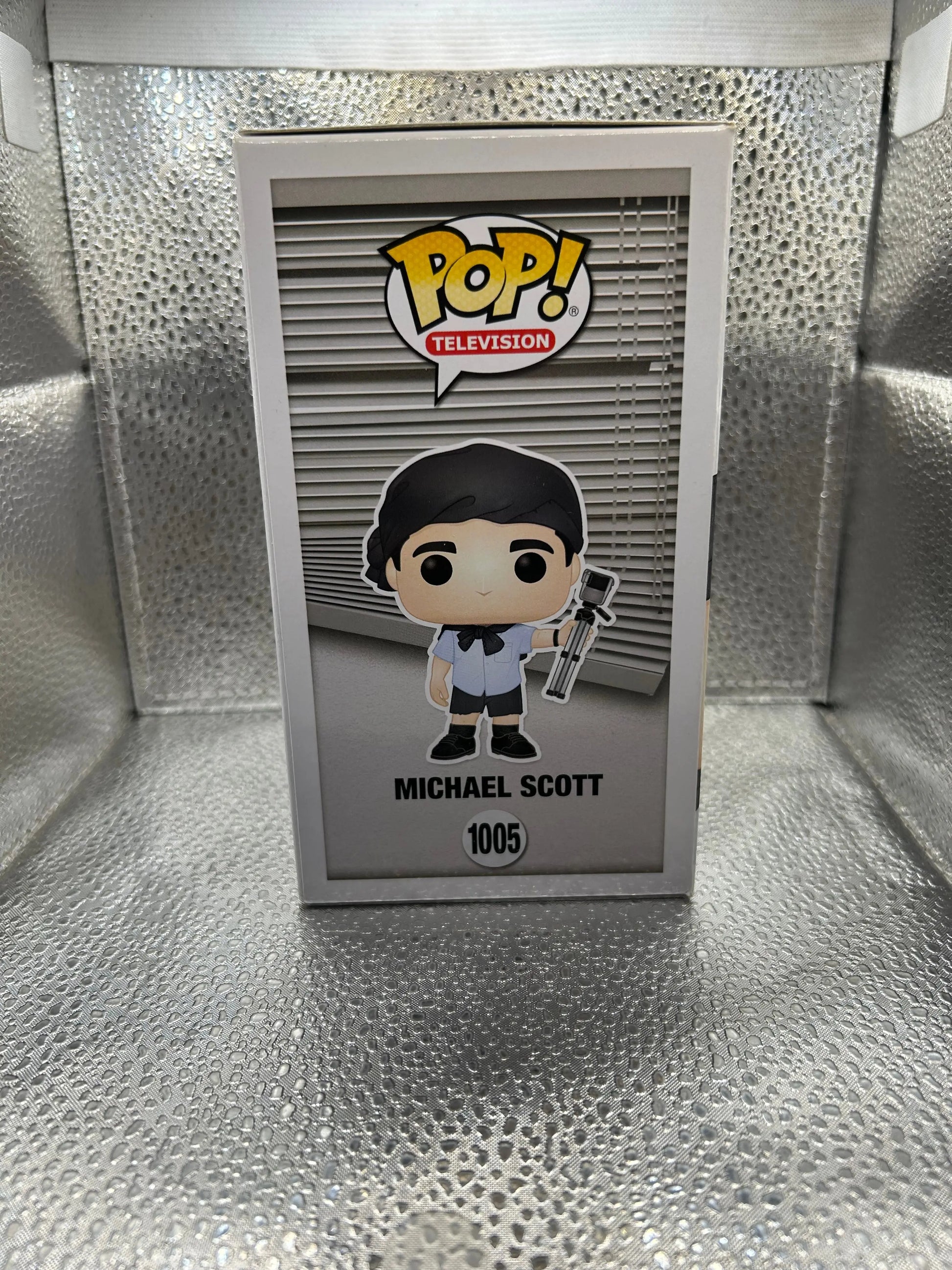 Funko Pop Television The Office #1005 Michael Scott FRENLY BRICKS - Open 7 Days