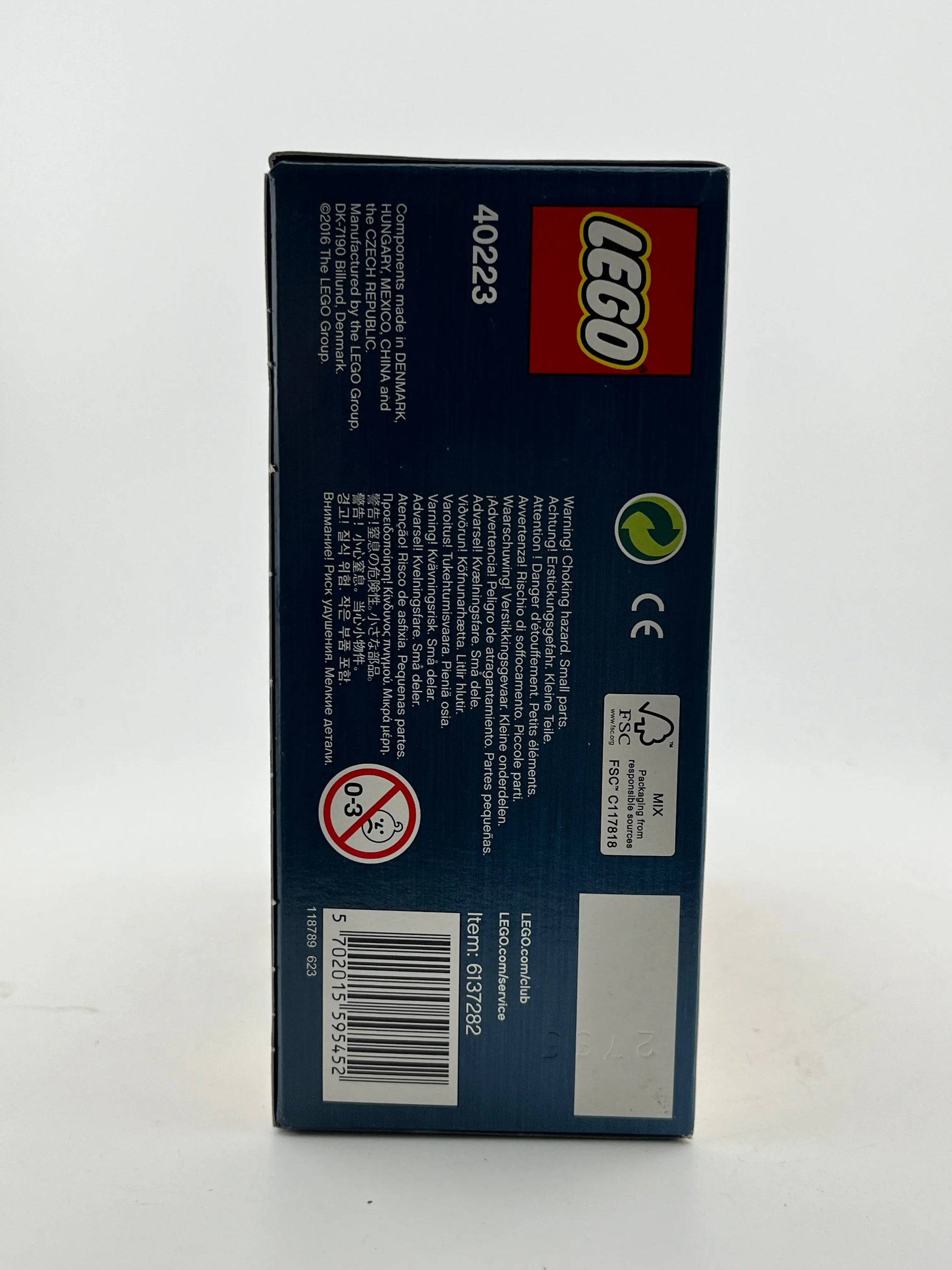 Lego- Santa’s Village Snow Globe 40223 - Limited Edition - Sealed FRENLY BRICKS - Open 7 Days