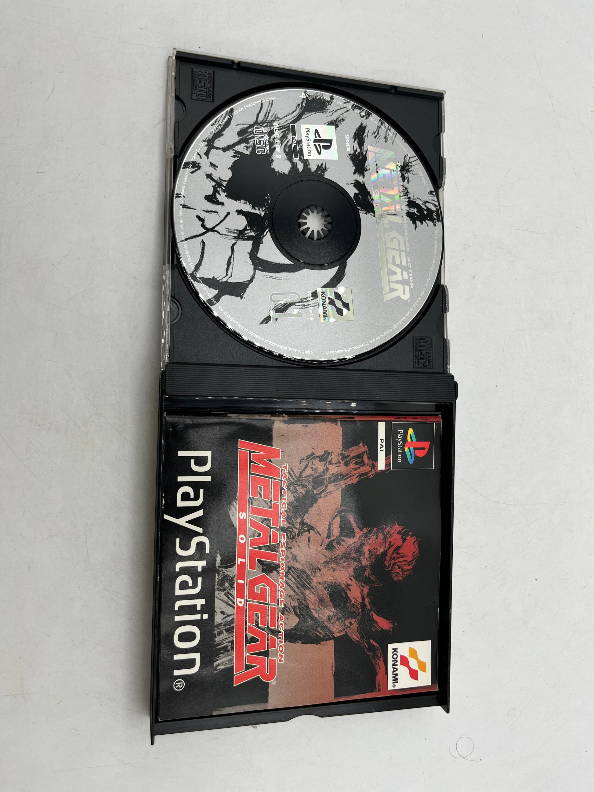Metal Gear Solid - Sony Playstation 1 / PS1 Game - Missing Disc 2- No Demo - PAL FRENLY BRICKS - Open 7 Days