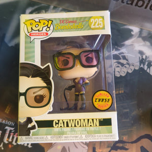 FUNKO POP VINYL Catwoman CHASE 225 - FRENLY BRICKS - Open 7 Days