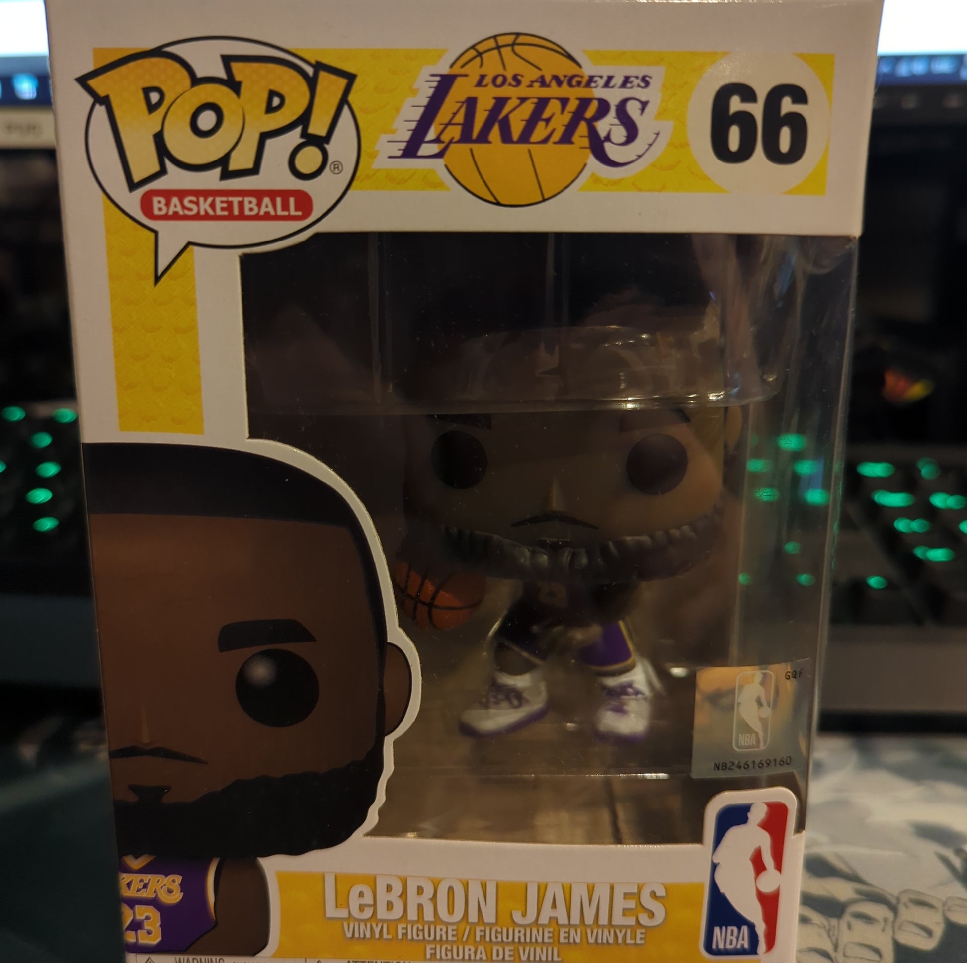 FUNKO POP VINYL - LeBron James - 66 - Lakers - NBA FRENLY BRICKS