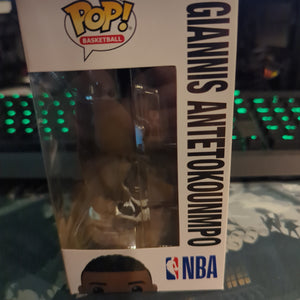 FUNKO POP VINYL - Giannis Antetokounmpo - 93 - NBA FRENLY BRICKS