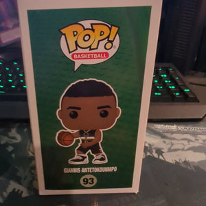 FUNKO POP VINYL - Giannis Antetokounmpo - 93 - NBA FRENLY BRICKS