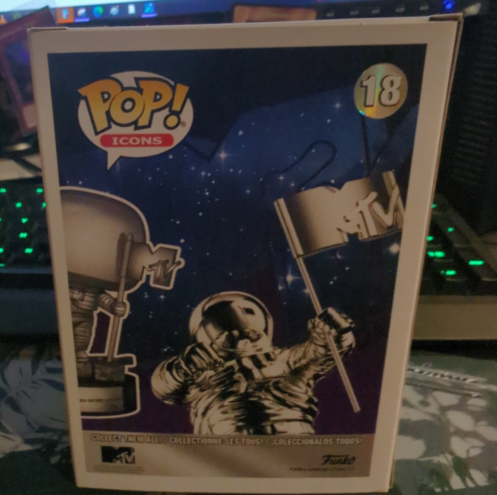 FUNKO POP VINYL - MTV Moon Person - 18 - MTV FRENLY BRICKS