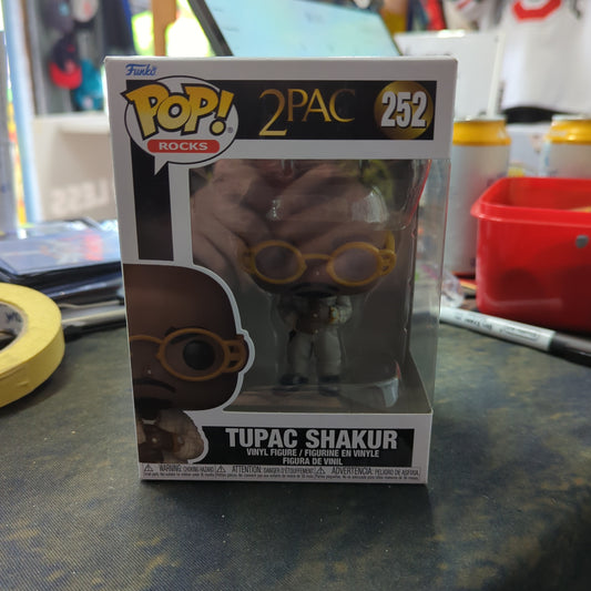 FUNKO POP VINYL - TUPAC SHAKUR - 252 - 2PAC FRENLY BRICKS - Open 7 Days