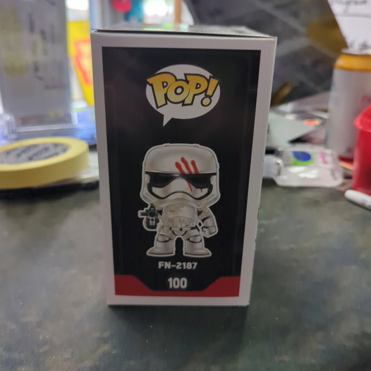 FUNKO POP VINYL - FN-2187 - STAR WARS FRENLY BRICKS - Open 7 Days