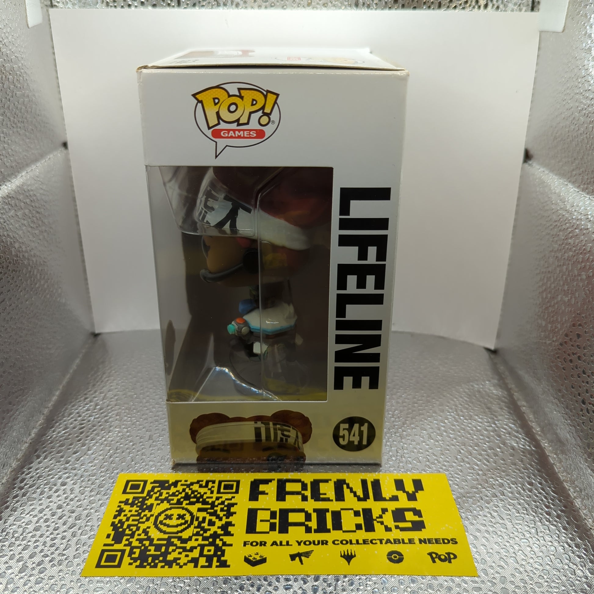 Funko Pop! Games Vinyl Apex Legends Lifeline (541) FRENLY BRICKS - Open 7 Days