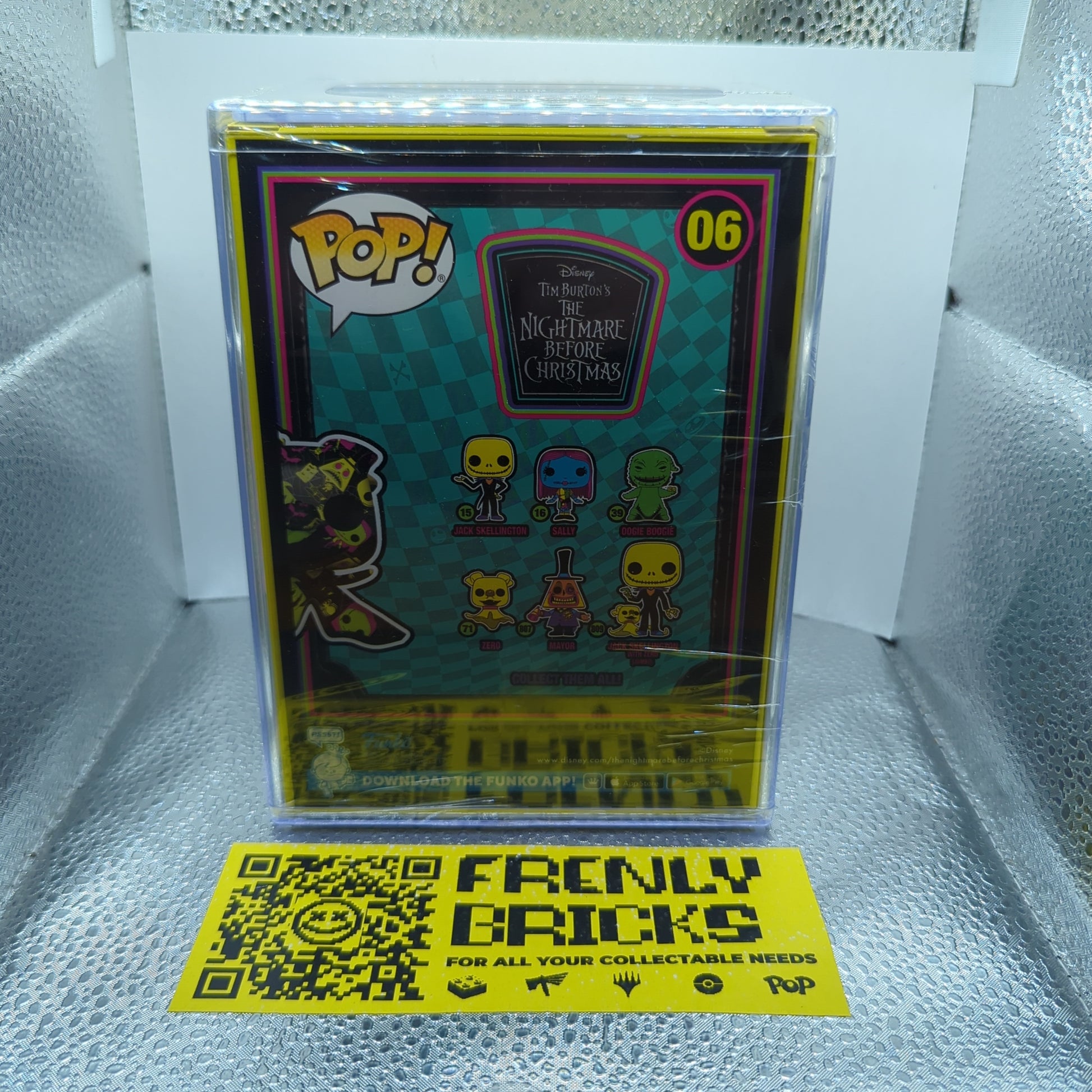 Funko Pop Disney Zero Black Light Art Series Special Edition 06 FRENLY BRICKS - Open 7 Days