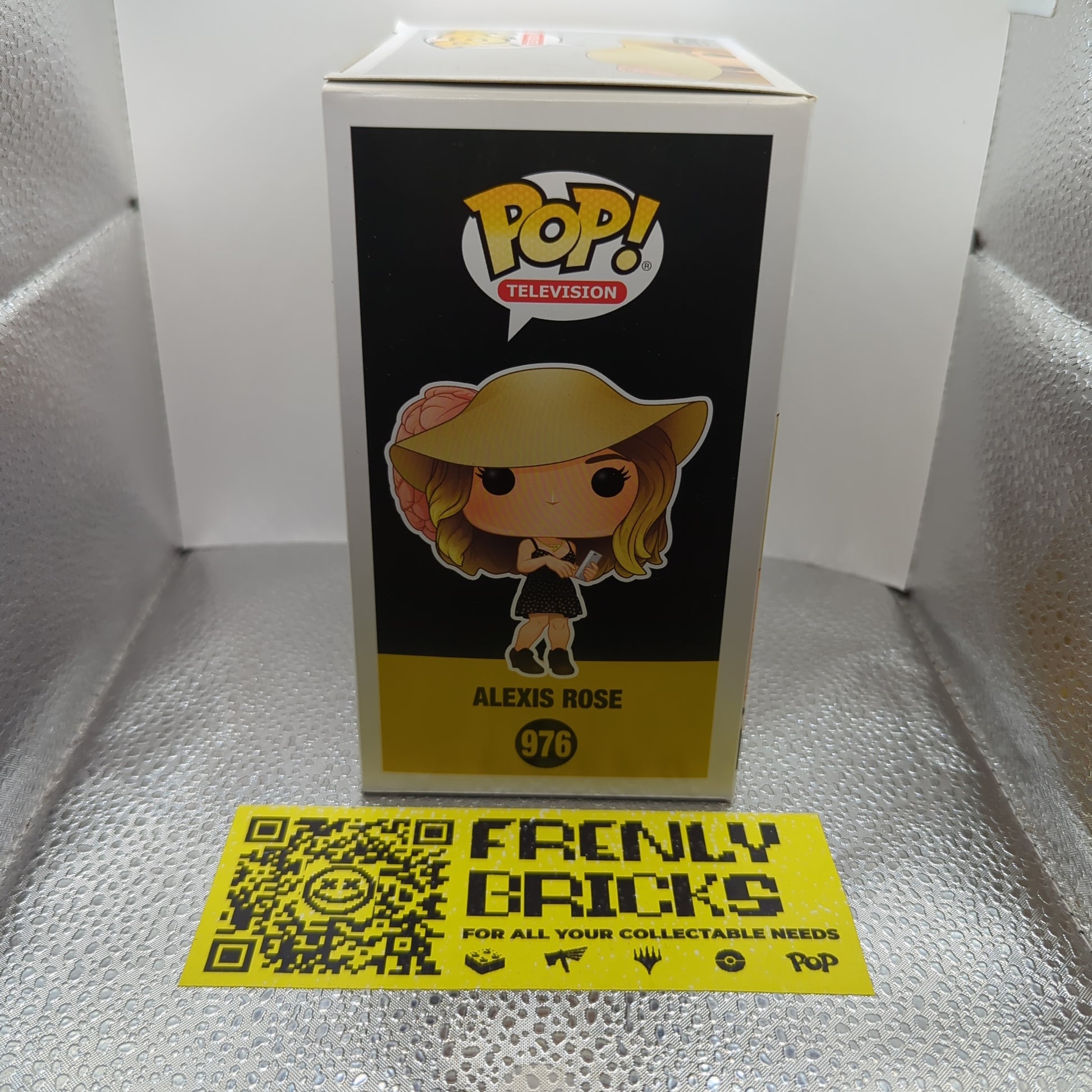 Funko Schitts Creek #976 ALEXIS ROSE Pop FRENLY BRICKS - Open 7 Days