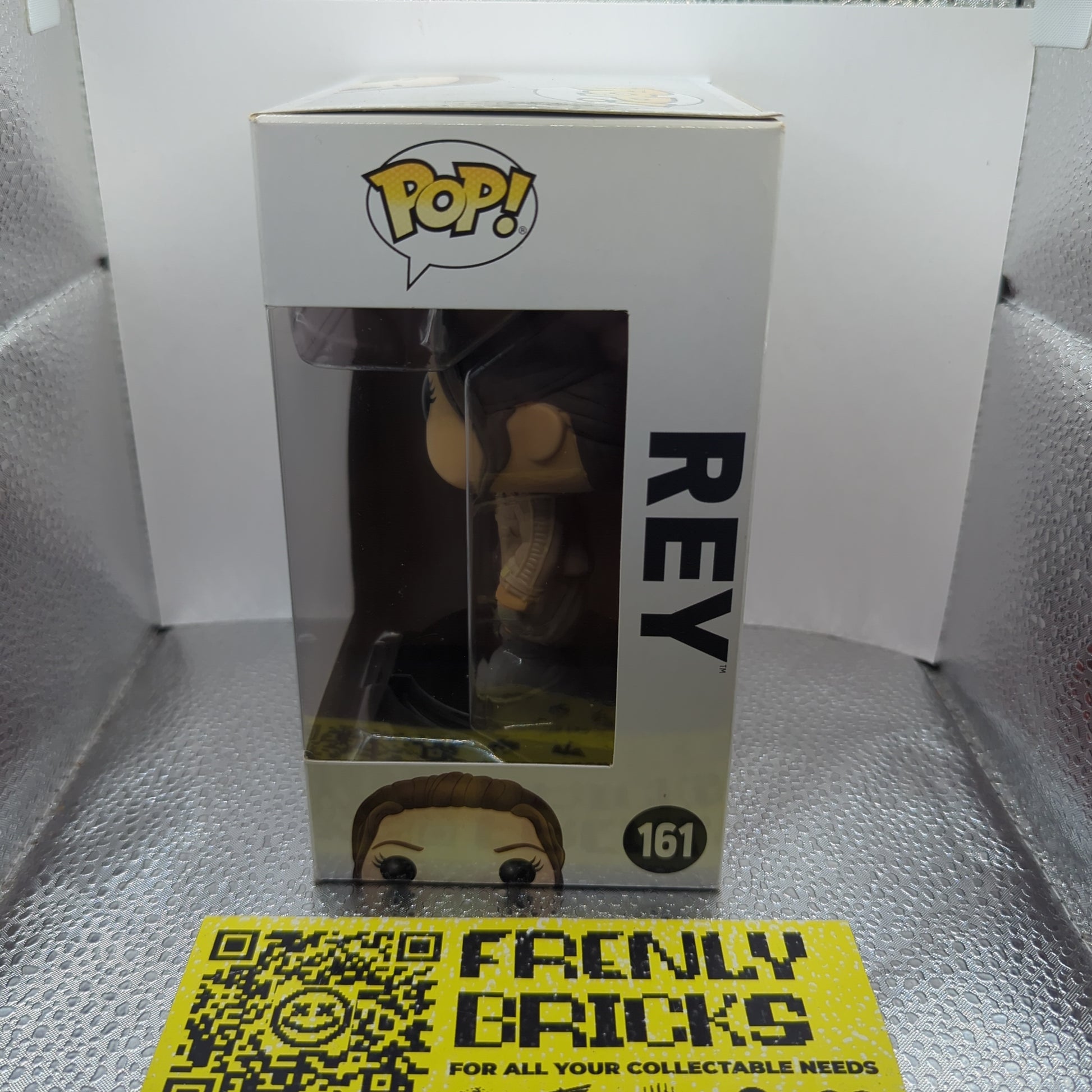 Star Wars Funko Pop - Rey in Finns Jacket - The Force Awakens - No. 161 FRENLY BRICKS - Open 7 Days