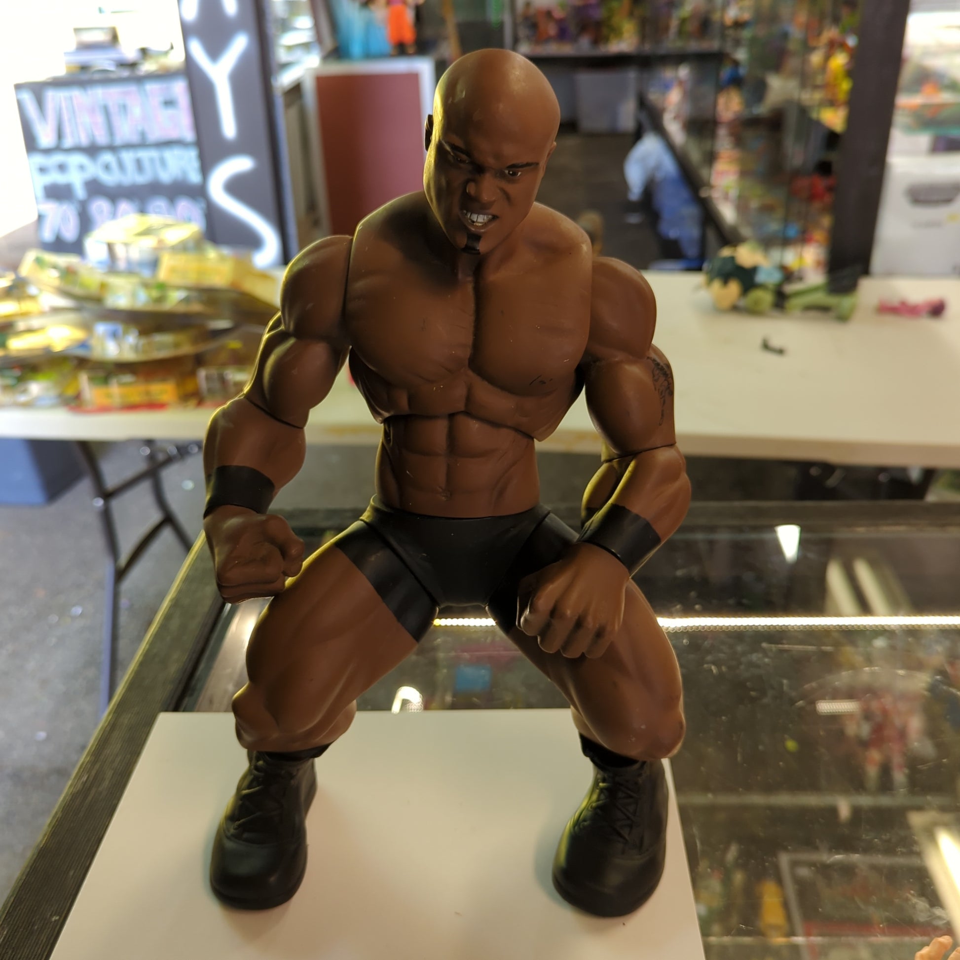 2005 WWE Jakks Ring Giants 14" Bobby Lashley Wrestling Action Figure GIANT FRENLY BRICKS - Open 7 Days