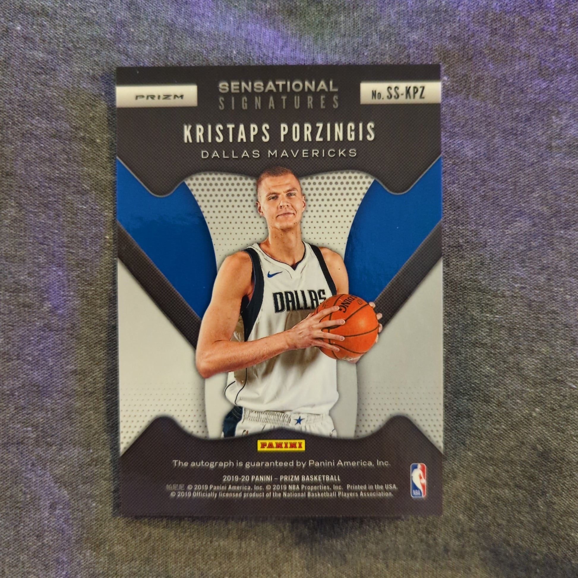 2019-2020 Prizm Sensational Signatures Blue Shimmer Kristaps Porzingis AUTO FRENLY BRICKS - Open 7 Days