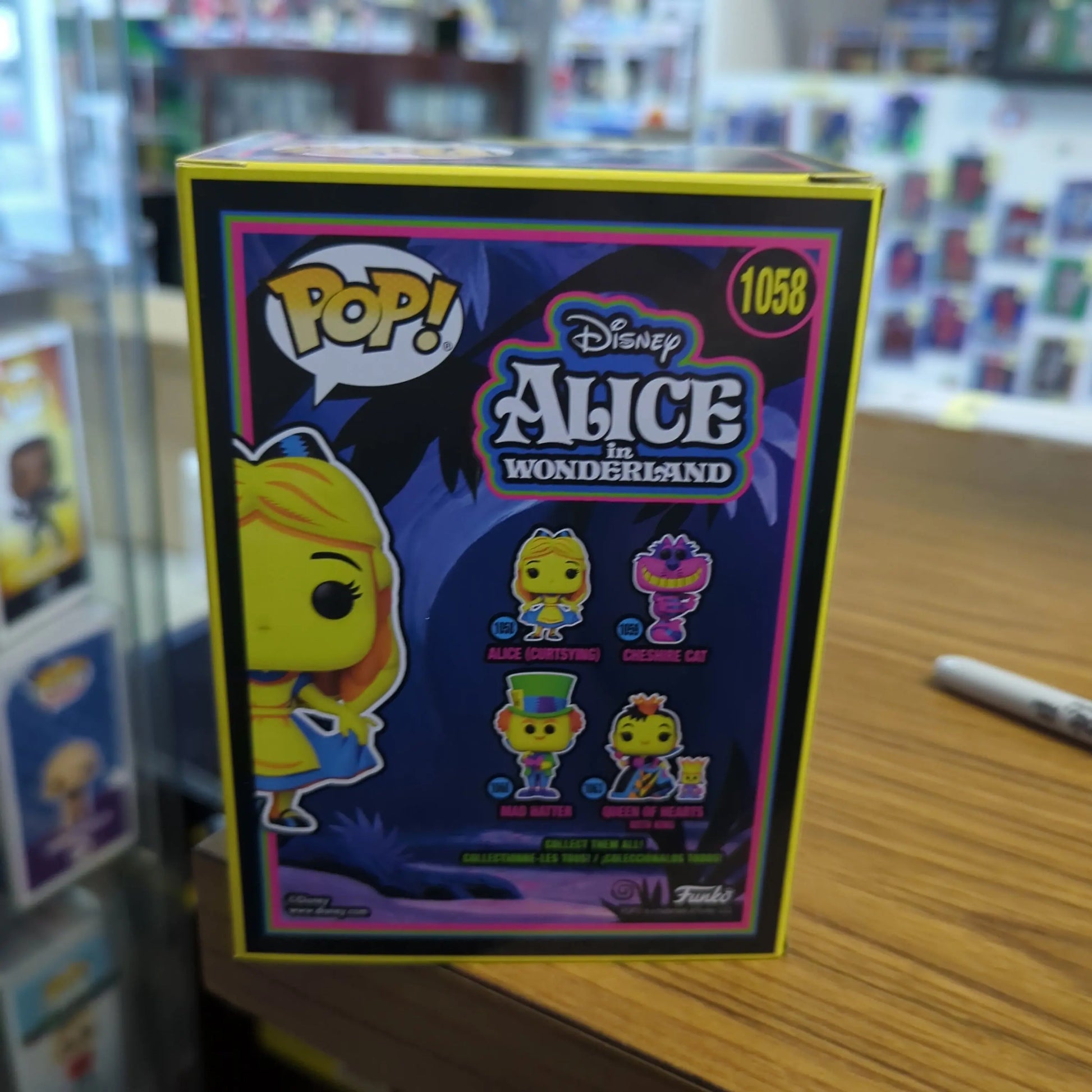 Funko POP! Disney: Alice in Wonderland #1058 - Blacklight Alice Curtsying FRENLY BRICKS - Open 7 Days