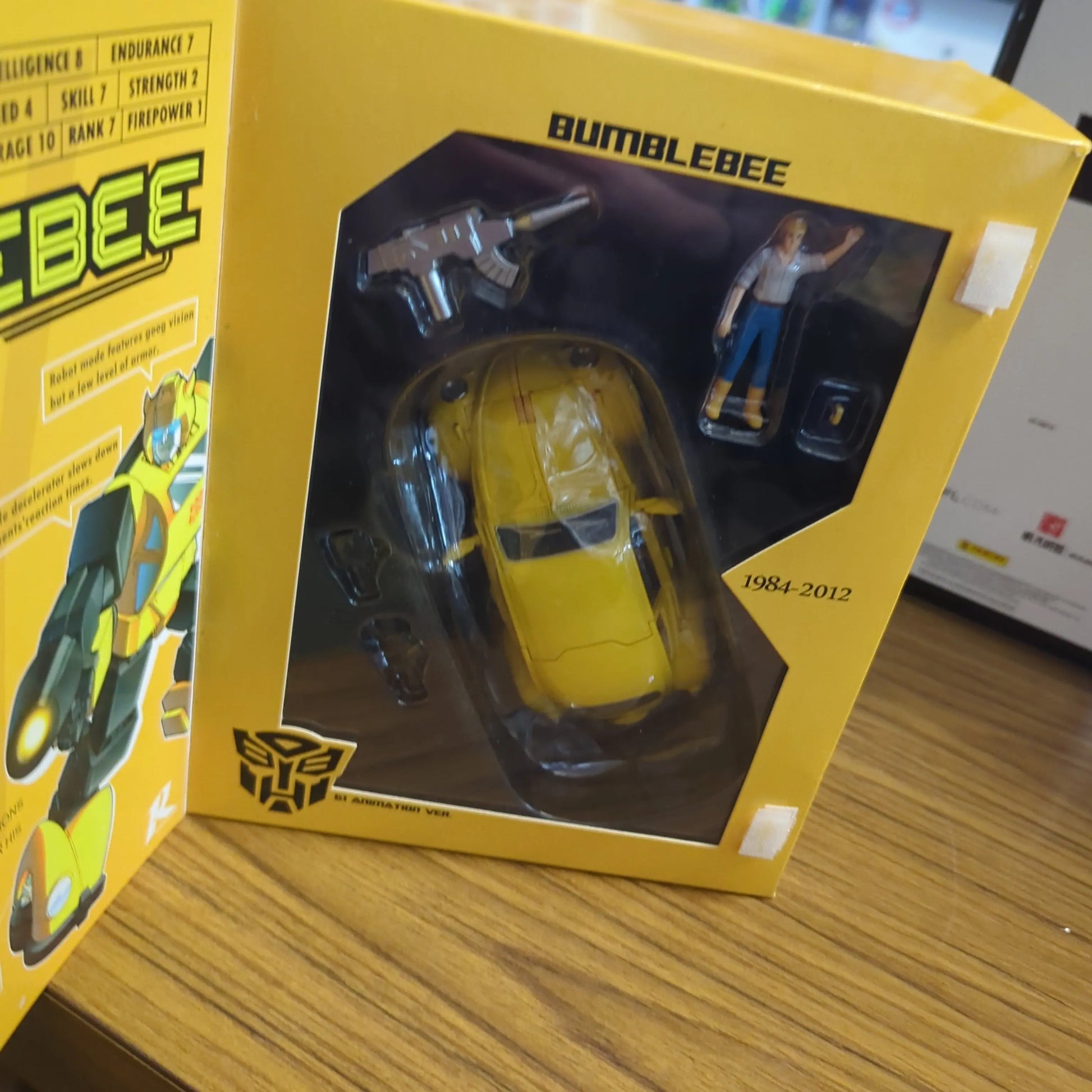 BUMBLEBEE G1 Art Feather Masterpiece 2nd version MISB Boxed Transformers 2006 FRENLY BRICKS - Open 7 Days