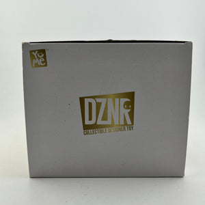 Hello Kitty DZNR Golden Edition Collectible -  New 50th Anniversary FRENLY BRICKS - Open 7 Days