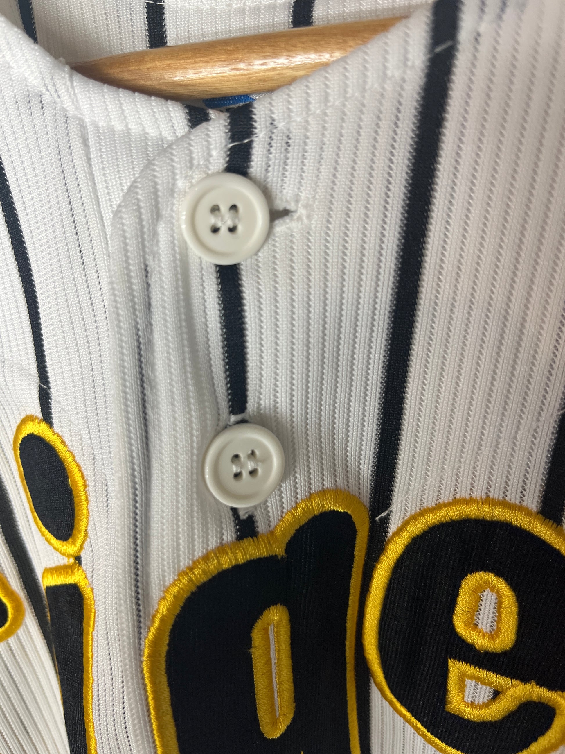 Nippon Baseball Hanshin Tigers “Hiyama #24” White Jersey Large