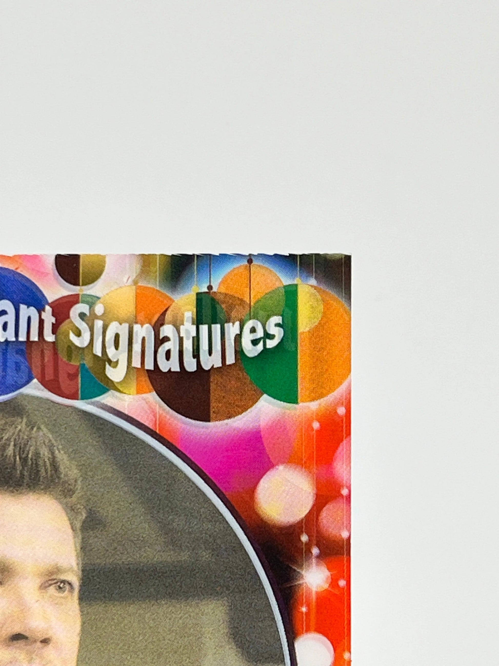 Upper Deck Marvel Studios Hawkeye - Jubilant Signatures /25 Jeremy Renner as Hawkeye Auto FRENLY BRICKS - Open 7 Days