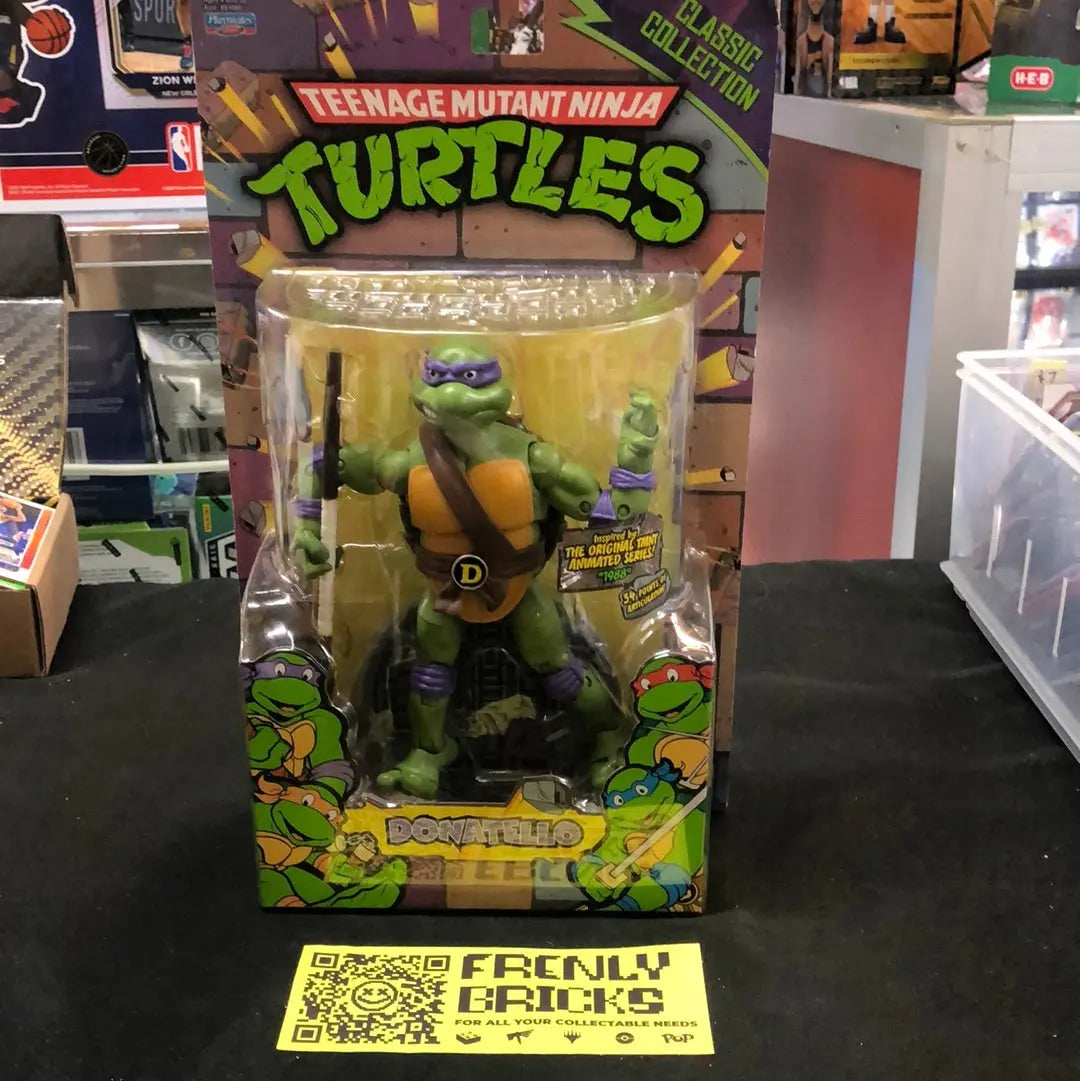 2012 Playmates TEENAGE MUTANT NINJA TURTLES: Classic Collection Donatello (1988) FRENLY BRICKS - Open 7 Days