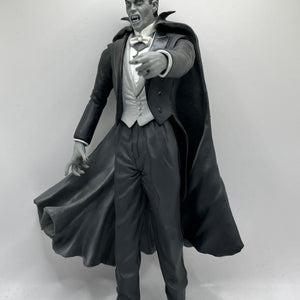 Universal Monsters Legacy Diamond Select Dracula 2012 Action Figure Statue - No Stand FRENLY BRICKS - Open 7 Days