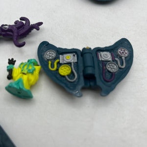 Mighty Max Caught by the Man-Eater Doom Zone Playset Complete 1993 FRENLY BRICKS - Open 7 Days