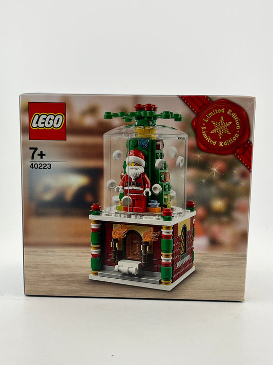 Lego- Santa’s Village Snow Globe 40223 - Limited Edition - Sealed FRENLY BRICKS - Open 7 Days