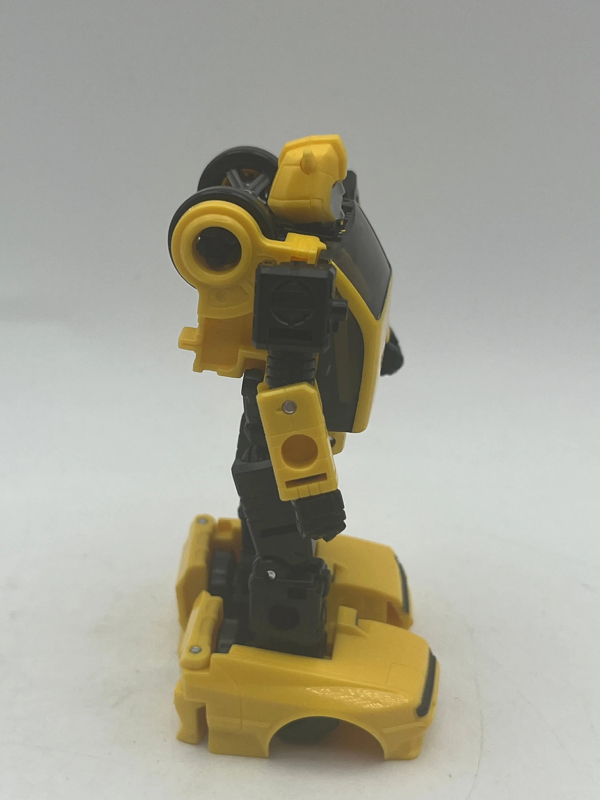 Transformers Buzzworthy Bumblebee Worlds Collide War for Cybertron FRENLY BRICKS - Open 7 Days