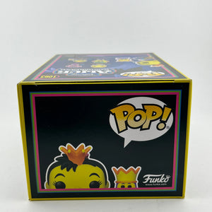 Funko POP! Disney Alice In Wonderland - Queen Of Hearts With Hearts #1063 - Exclusive FRENLY BRICKS - Open 7 Days