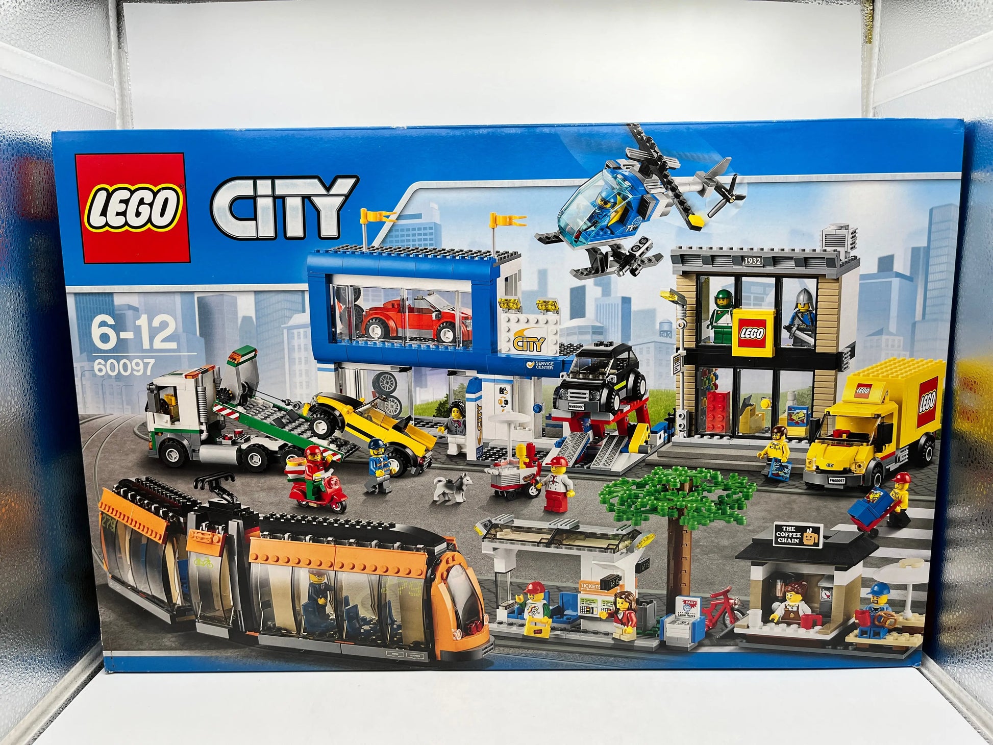 Lego City - City Square 60097 - Sealed FRENLY BRICKS - Open 7 Days