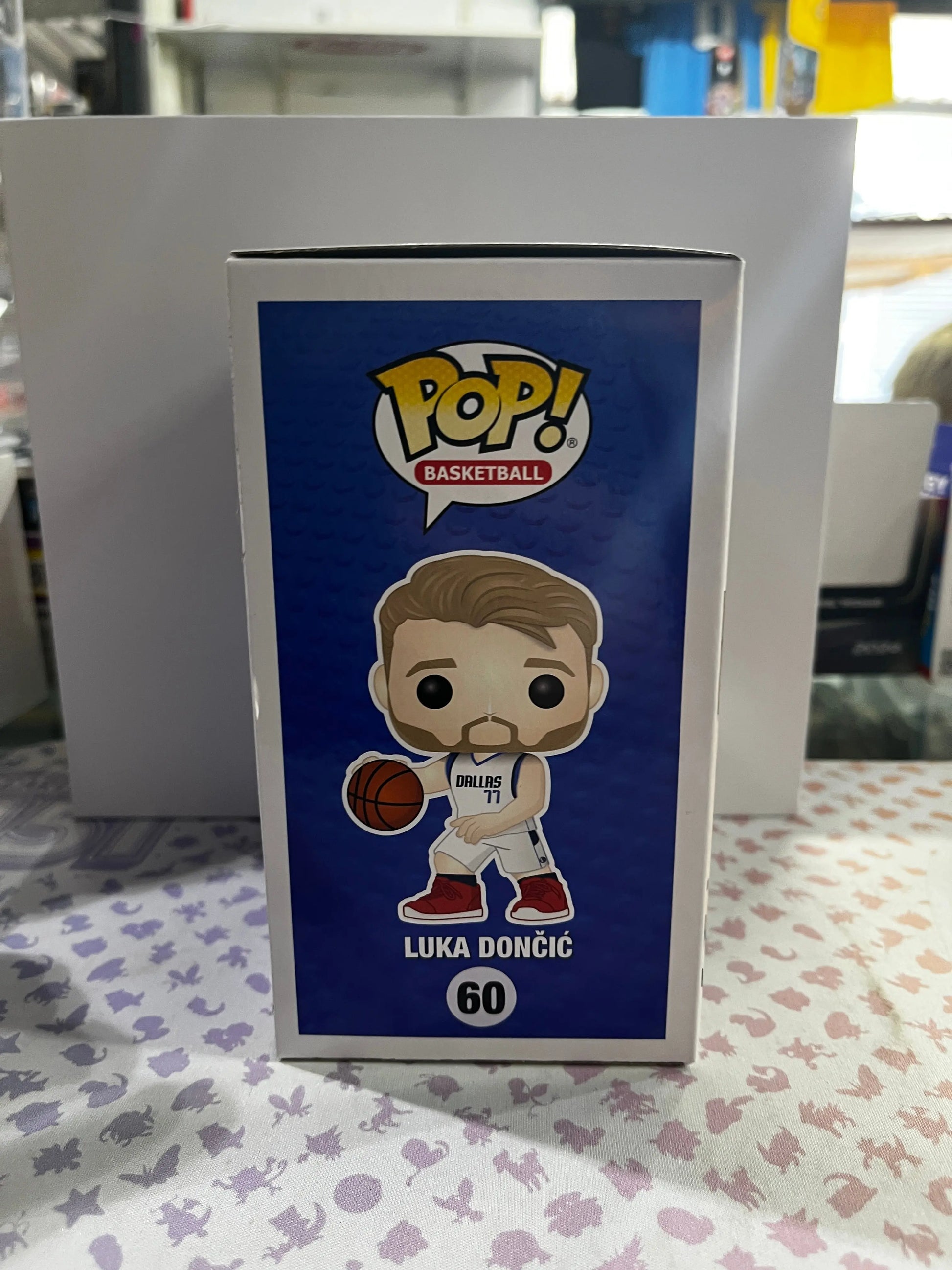Funko Pop Vinyl Basketball Maverick Luka Dončić #90 FRENLY BRICKS - Open 7 Days