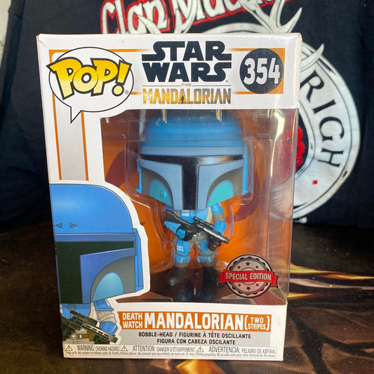 Funko POP! Death Watch Mandalorian (two stripes) #354 - FRENLY BRICKS - Open 7 Days