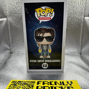 Pop Vinyl #6388 Stranger Things Steve (With Sunglasses) FRENLY BRICKS - Open 7 Days