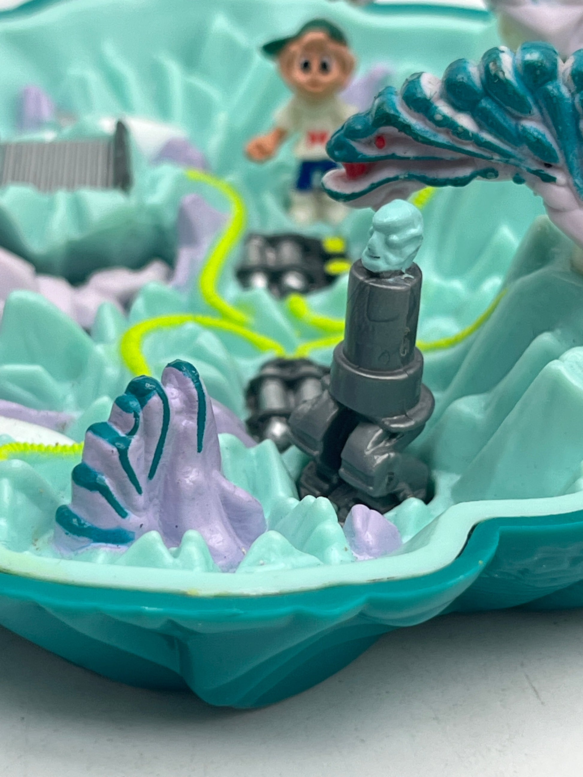 1992 Mighty Max Liquidates the Ice Alien Doom Zone Toy Playset Bluebird Toys FRENLY BRICKS - Open 7 Days