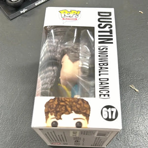 Stranger Things #617 Dustin Henderson (Snowball Dance) 2018 Exc Funko FRENLY BRICKS - Open 7 Days