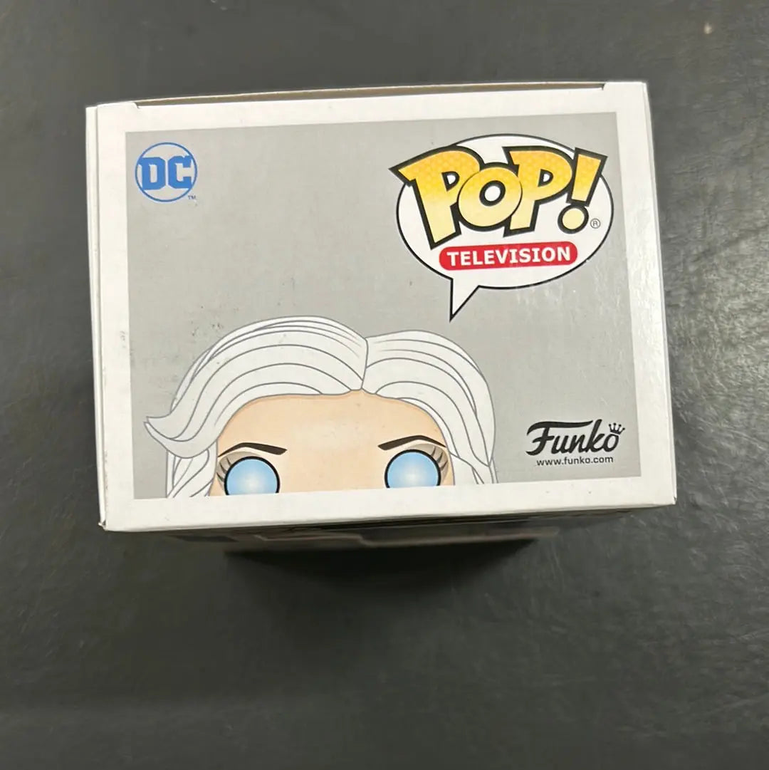 Funko Pop! #712 Killer Frost 2018 Fall Convention Exclusive FRENLY BRICKS - Open 7 Days