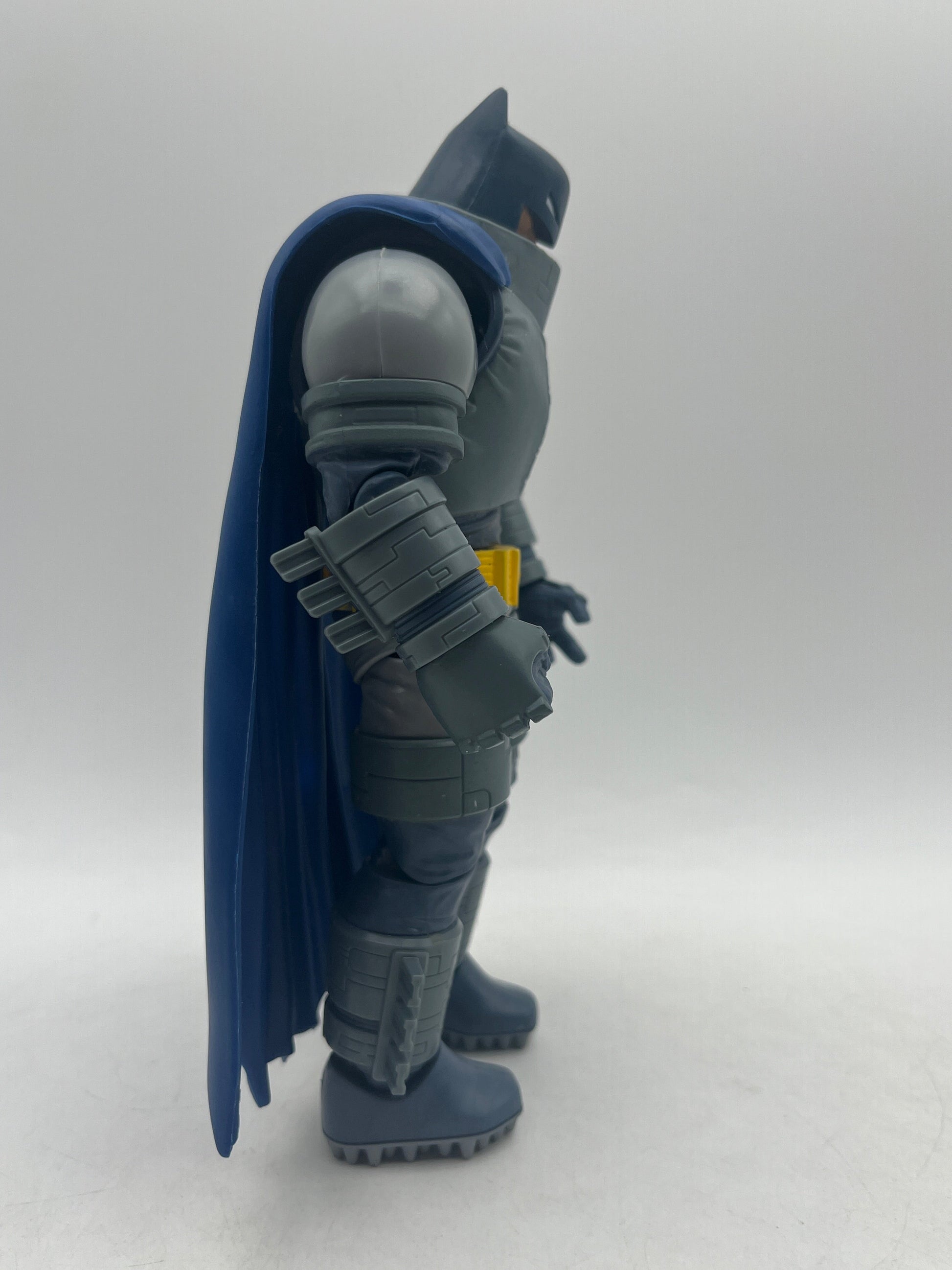 DC Comics Multiverse Armored Batman Figure FRENLY BRICKS - Open 7 Days