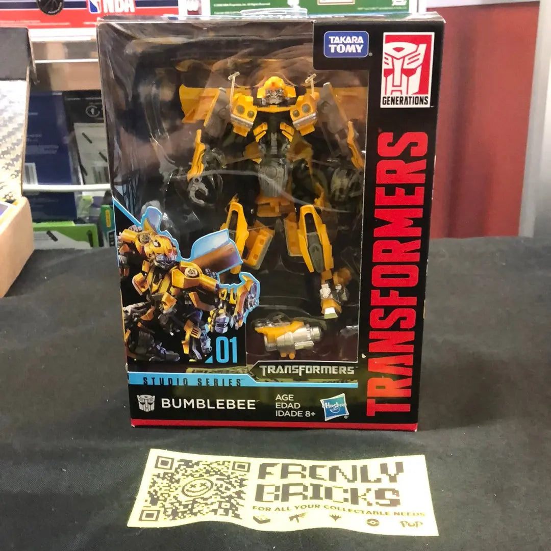 Transformers BUMBLEBEE 01 Studio Series Deluxe Class Generations Hasbro 2017 NEW FRENLY BRICKS - Open 7 Days