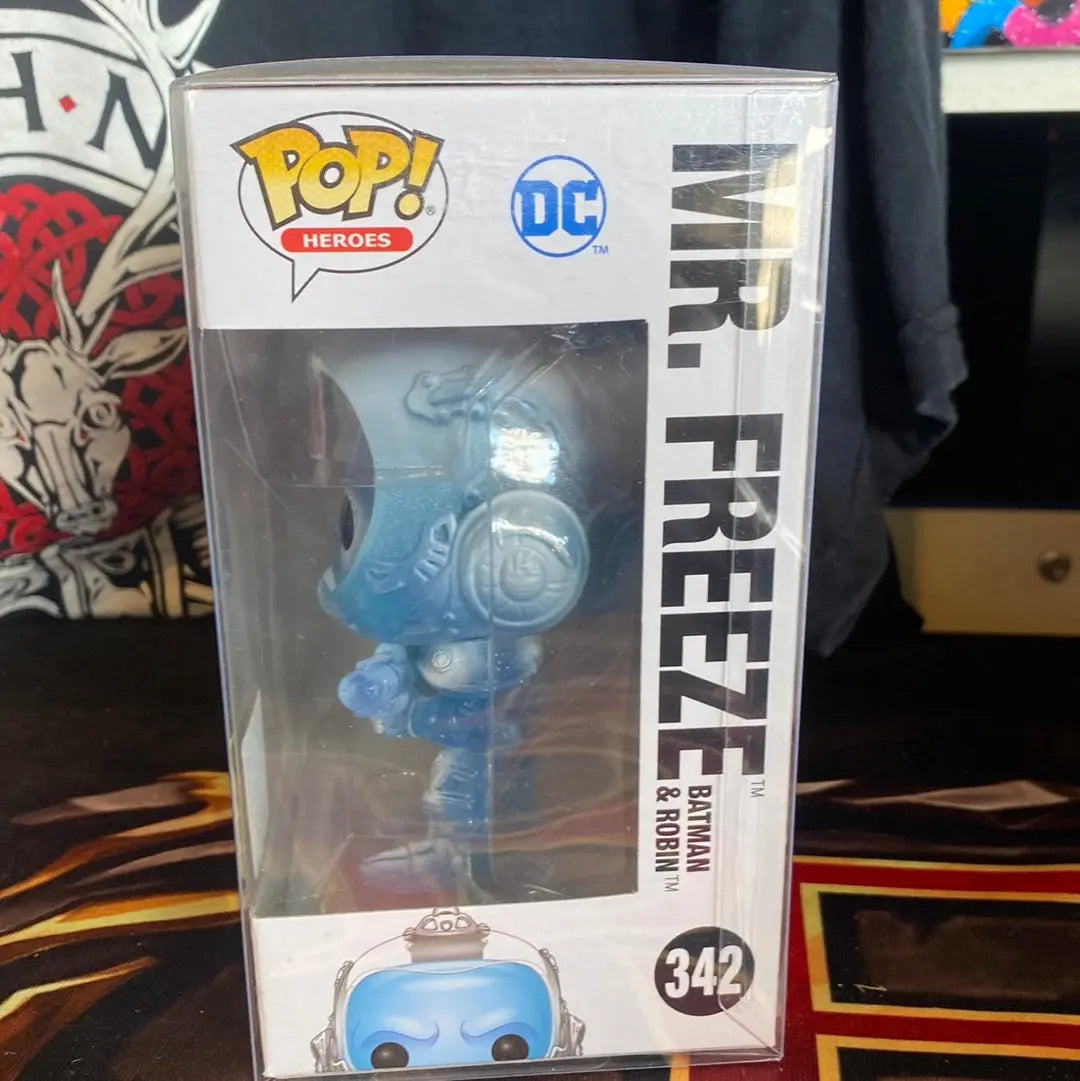 Funko POP! Mr. FREEZE #342 2020 LIMITED EDITION - FRENLY BRICKS - Open 7 Days