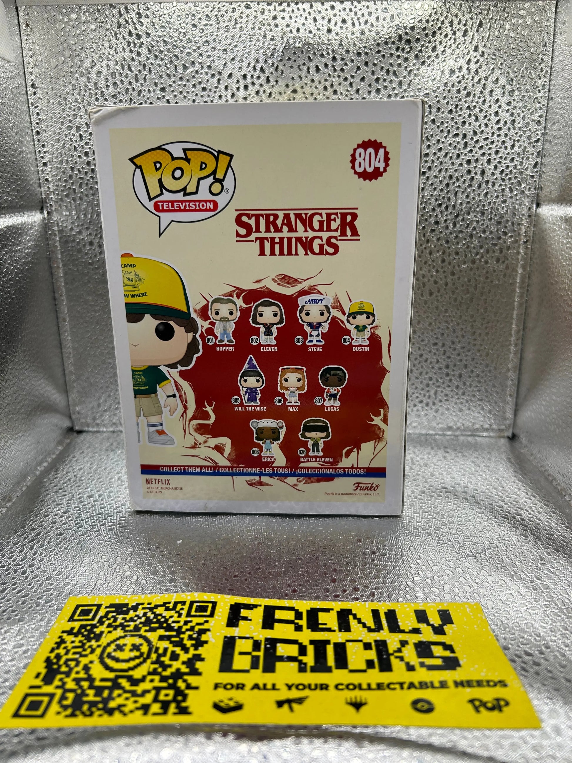 Pop Vinyl Stranger Things #804 Dustin FRENLY BRICKS - Open 7 Days