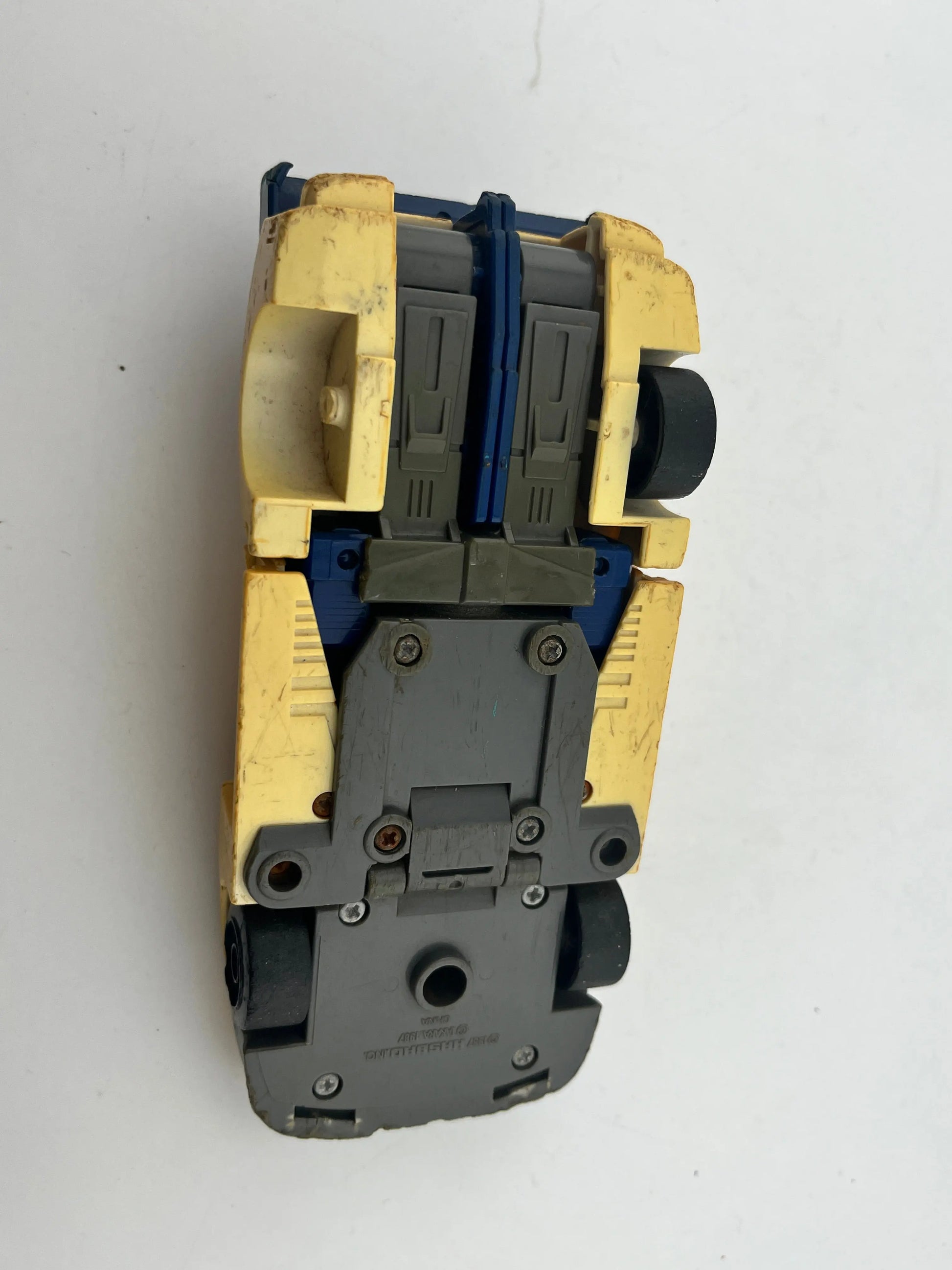 Transformers Lightfoot G1 Hasbro - Missing Rear Left Wheel - Major Sun Damage FRENLY BRICKS - Open 7 Days