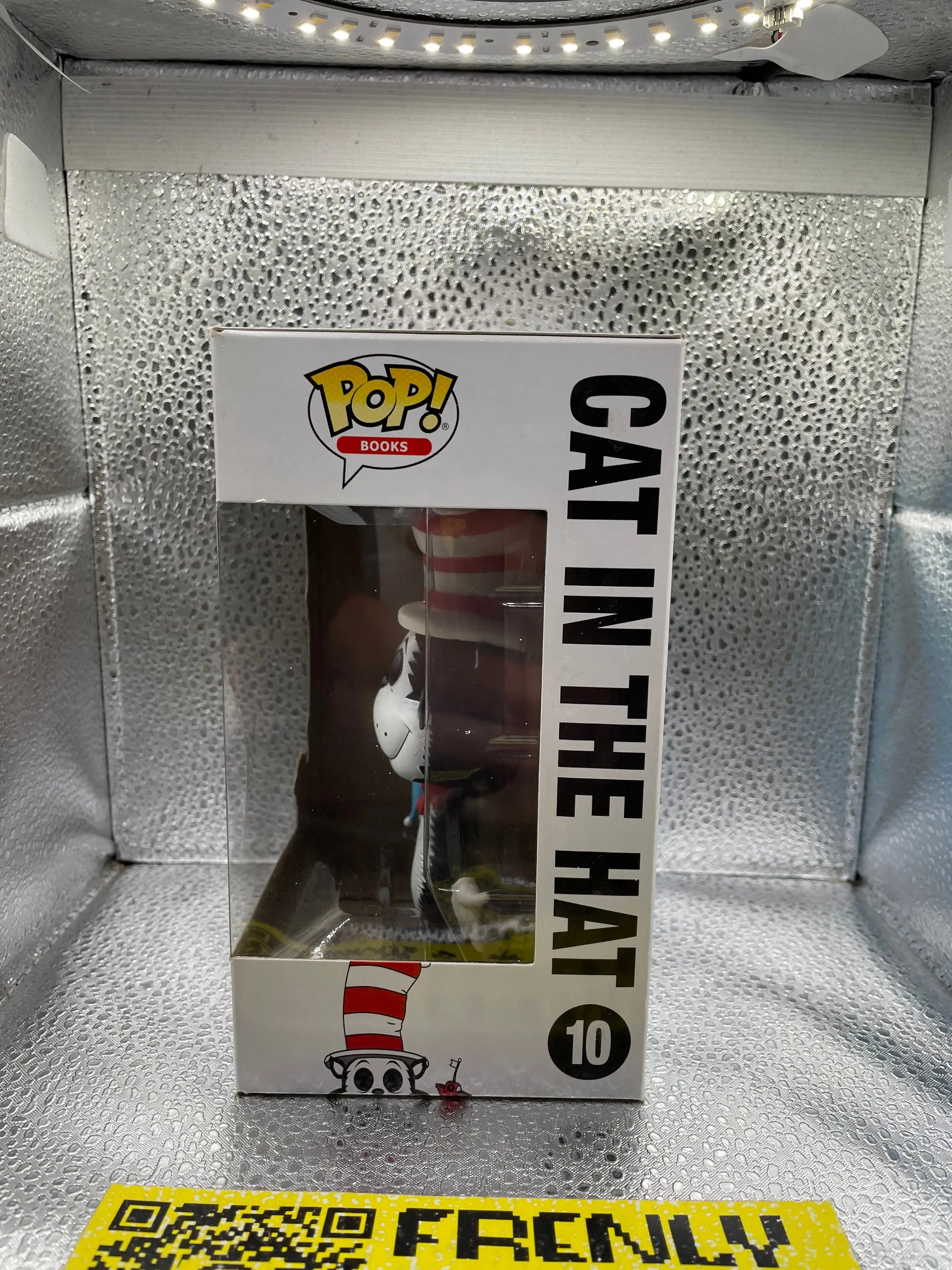 Funko POP! Books Dr. Seuss Cat in the Hat Umbrella #10 Vinyl Figure FRENLY BRICKS - Open 7 Days