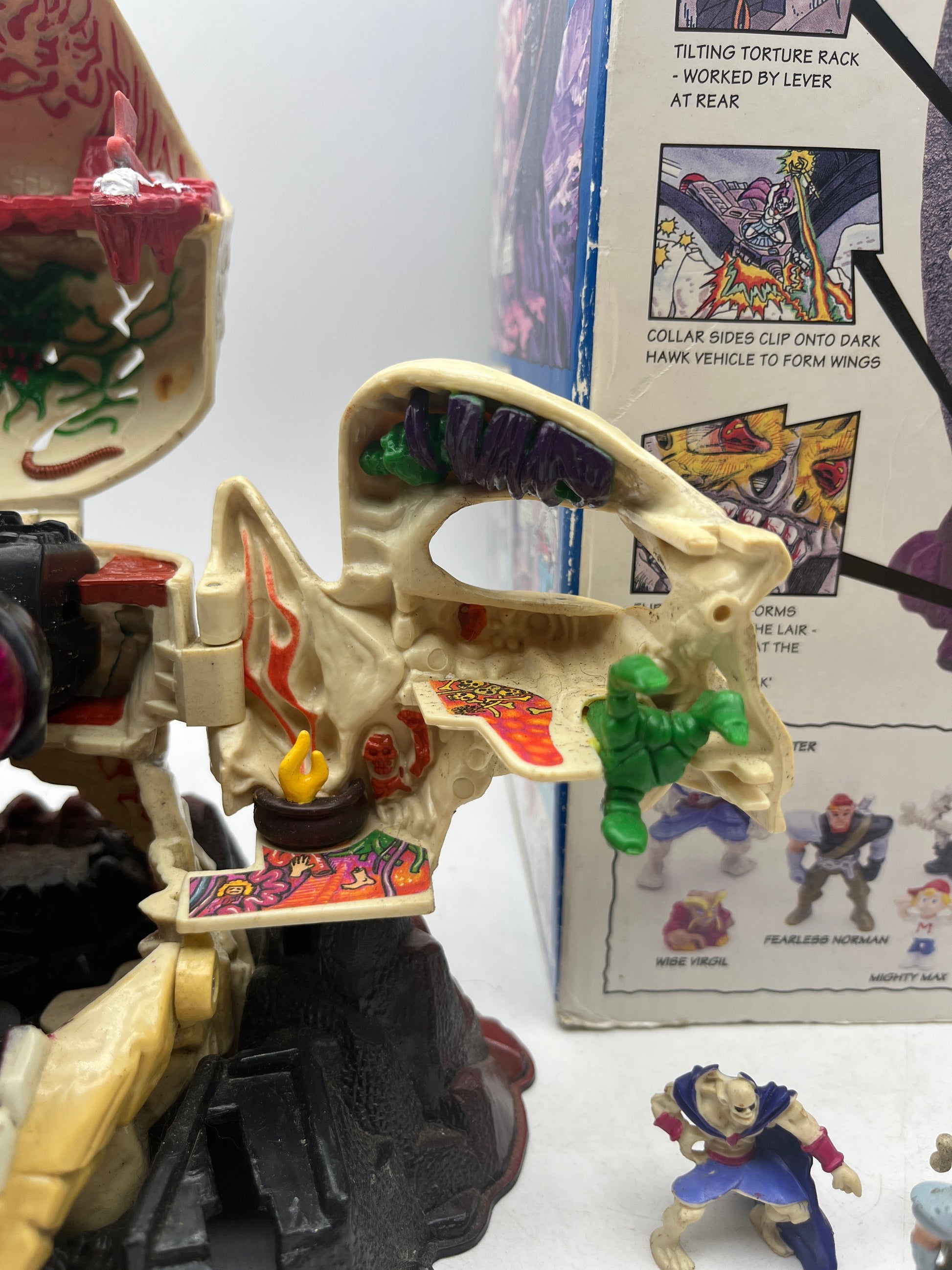 Mighty Max Skullmaster Mega Heads Playset with Figures Bundle FRENLY BRICKS - Open 7 Days