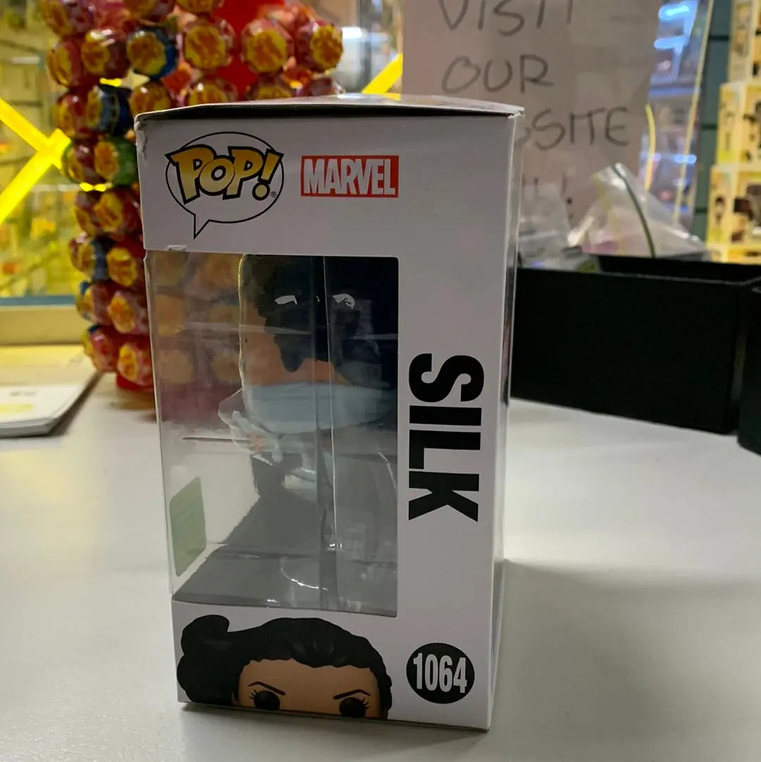 Marvel Comics - Silk (Amazing SpiderMan) SDCC 2022 Exclusive #1064 Pop! Vinyl FRENLY BRICKS - Open 7 Days