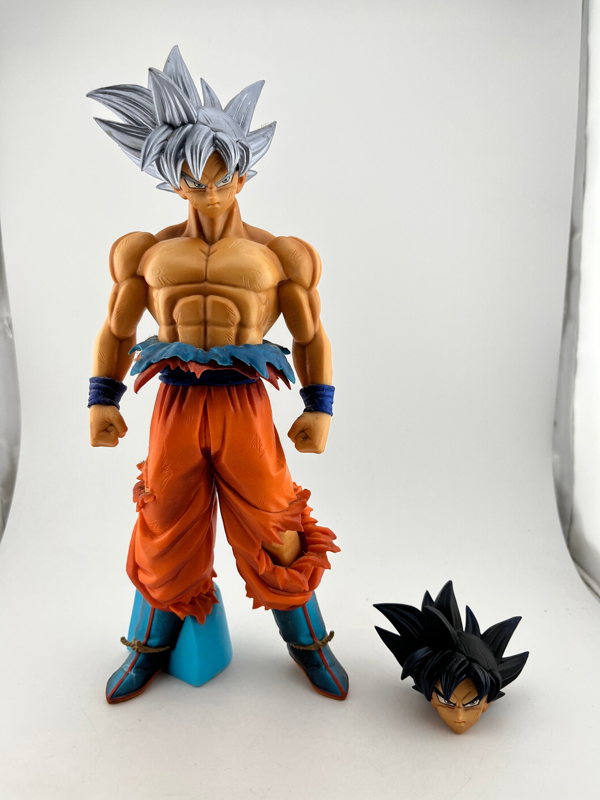 Ichiban Kuji Dragon Ball Battle Of World Son Goku Ultra Instinct - Prize D Figure FRENLY BRICKS - Open 7 Days