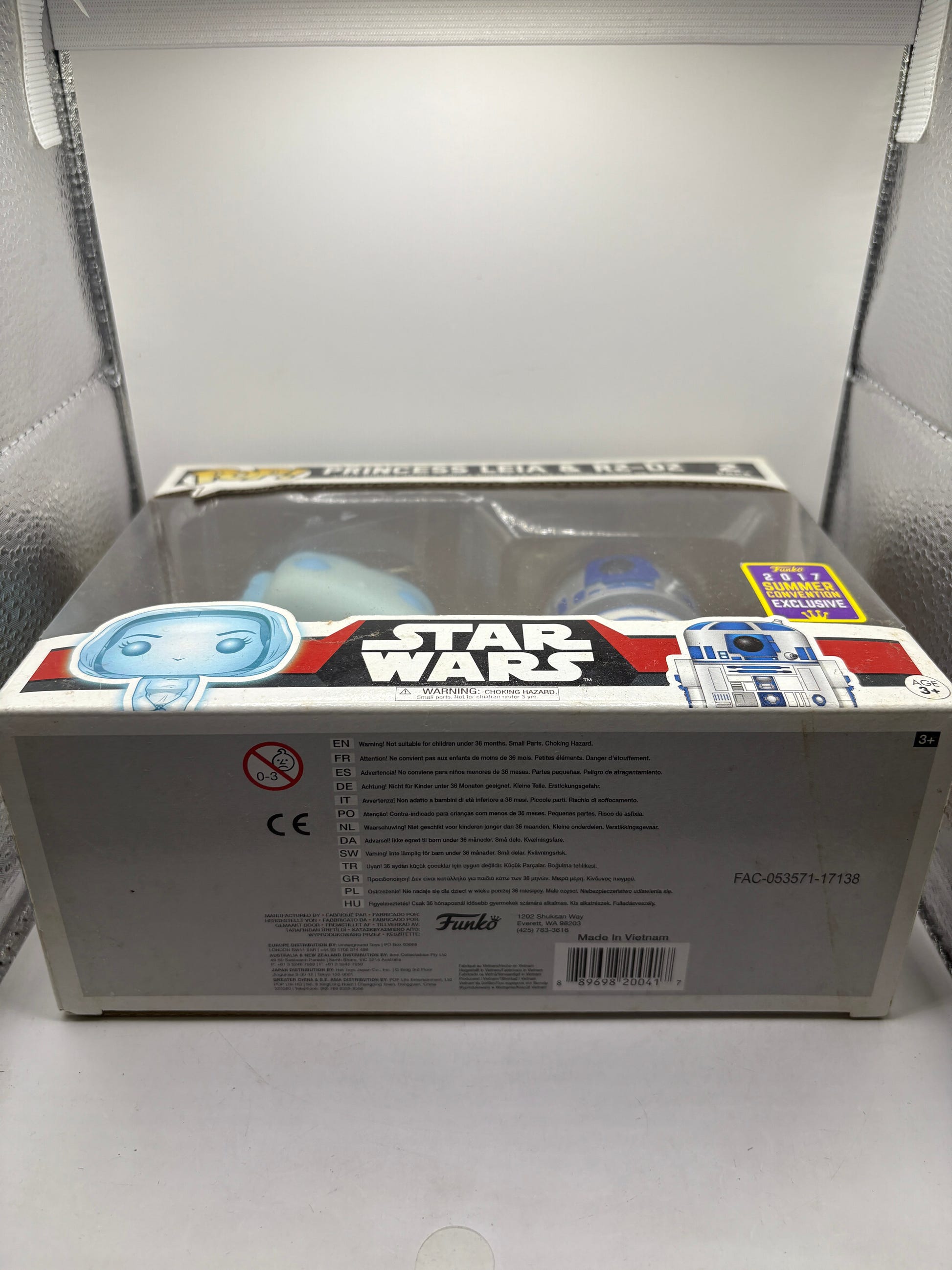 Funko POP! Princess Leia & R2-D2 2 Pack 2017 Summer Convention FRENLY BRICKS - Open 7 Days image 6