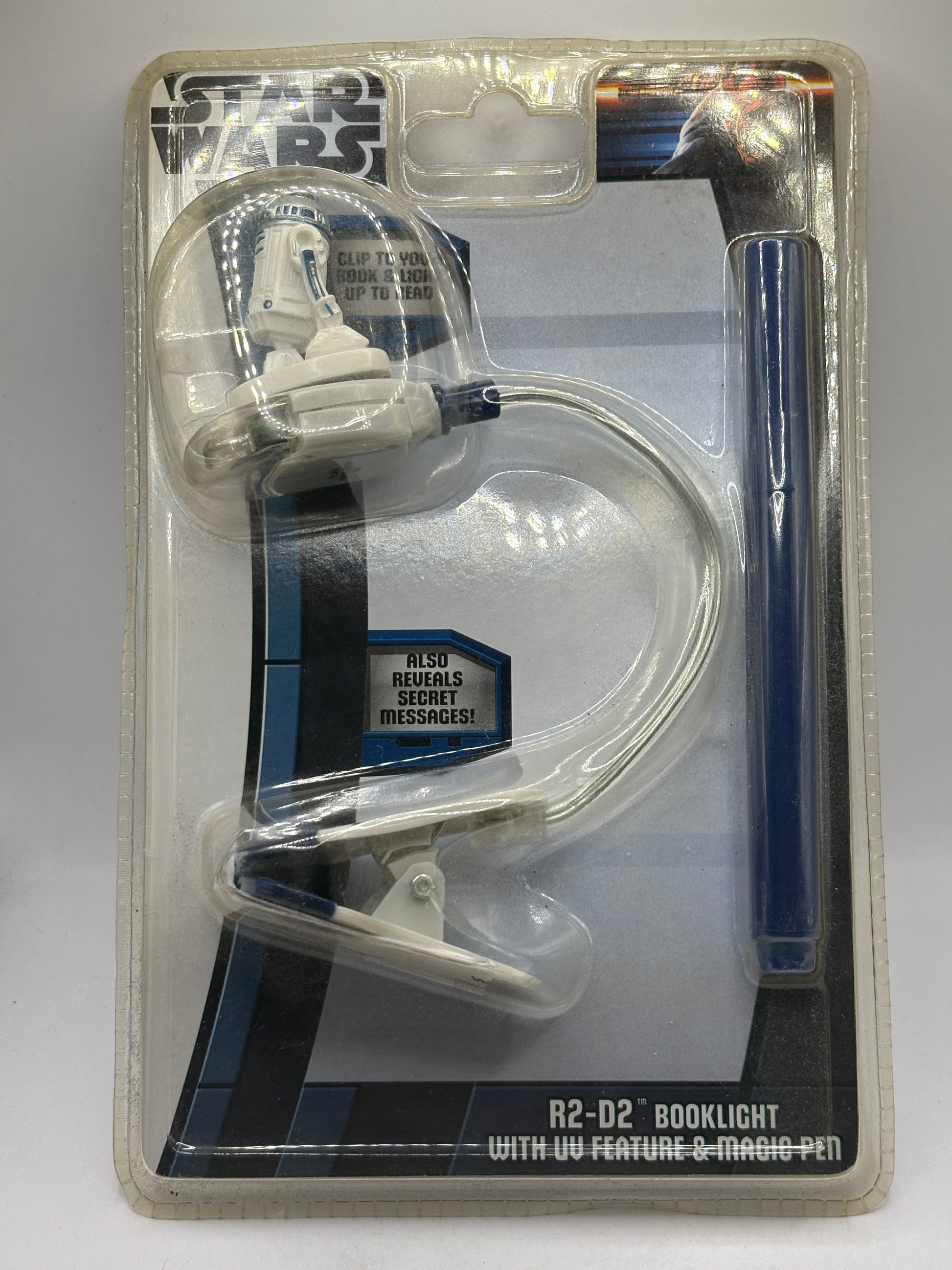 Star Wars R2D2 figure book light with clip Zeon 2012 - collectable New Unopened FRENLY BRICKS - Open 7 Days image 1