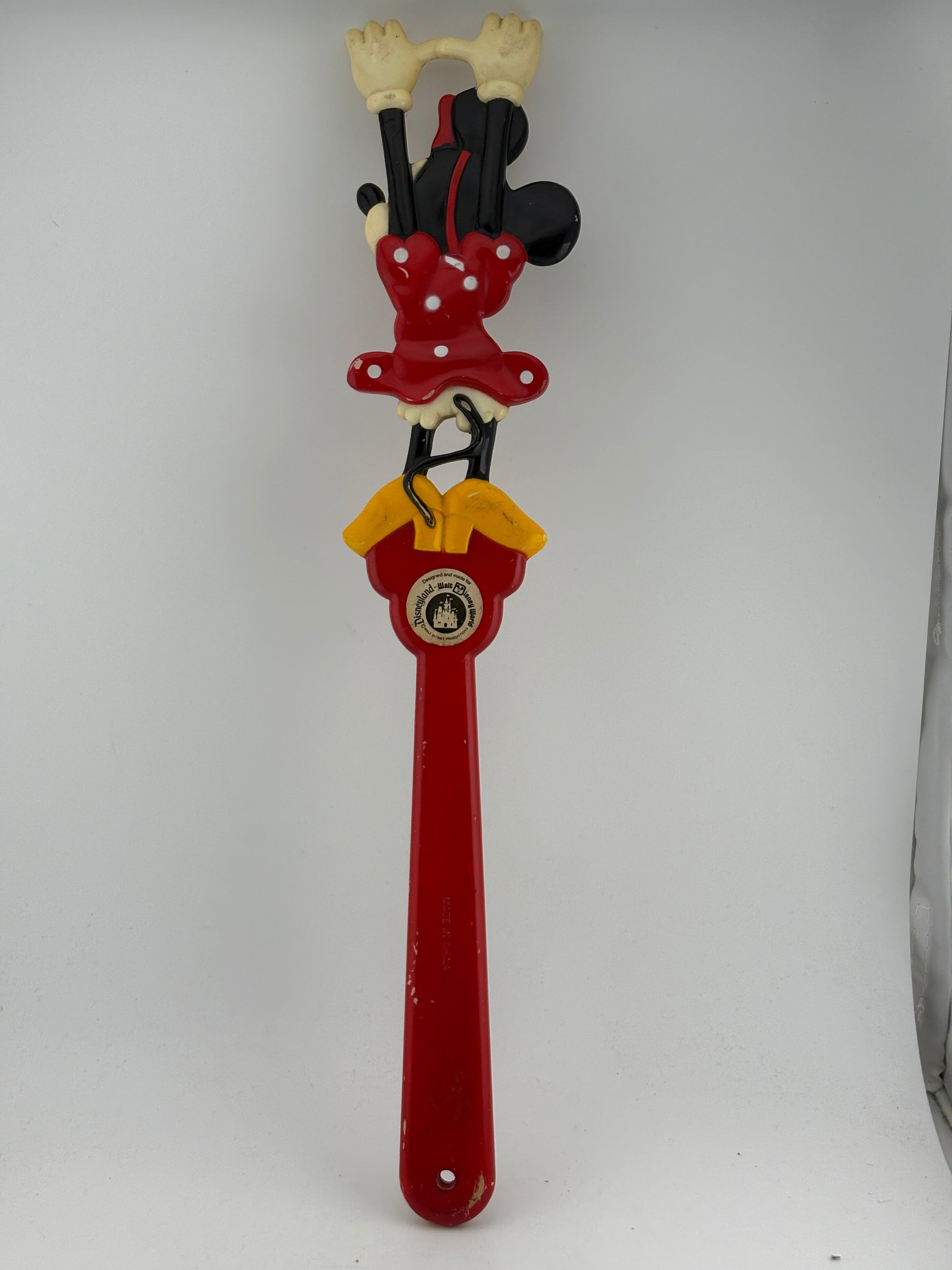 Vintage Walt Disney World Minnie Mouse Back Scratcher 15 " Long Disneyland FRENLY BRICKS - Open 7 Days