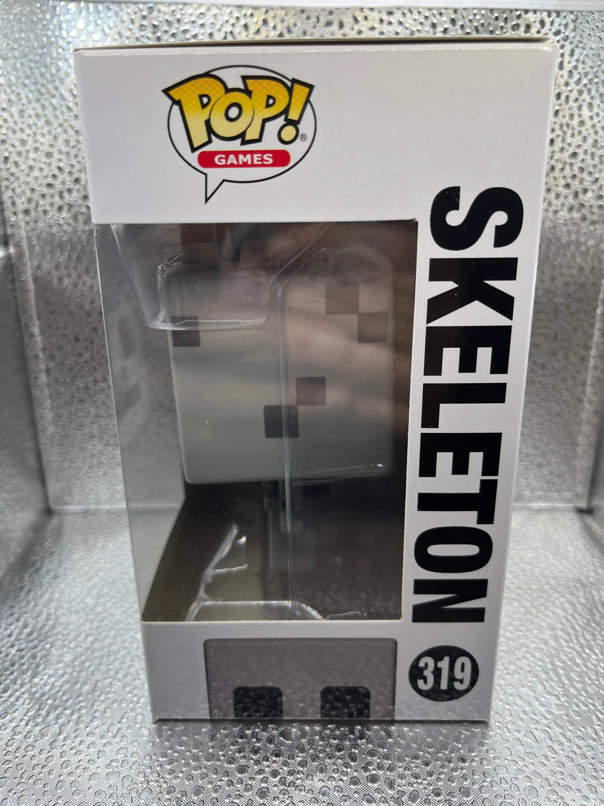 Funko POP Games - Minecraft - Skeleton #319 FRENLY BRICKS - Open 7 Days