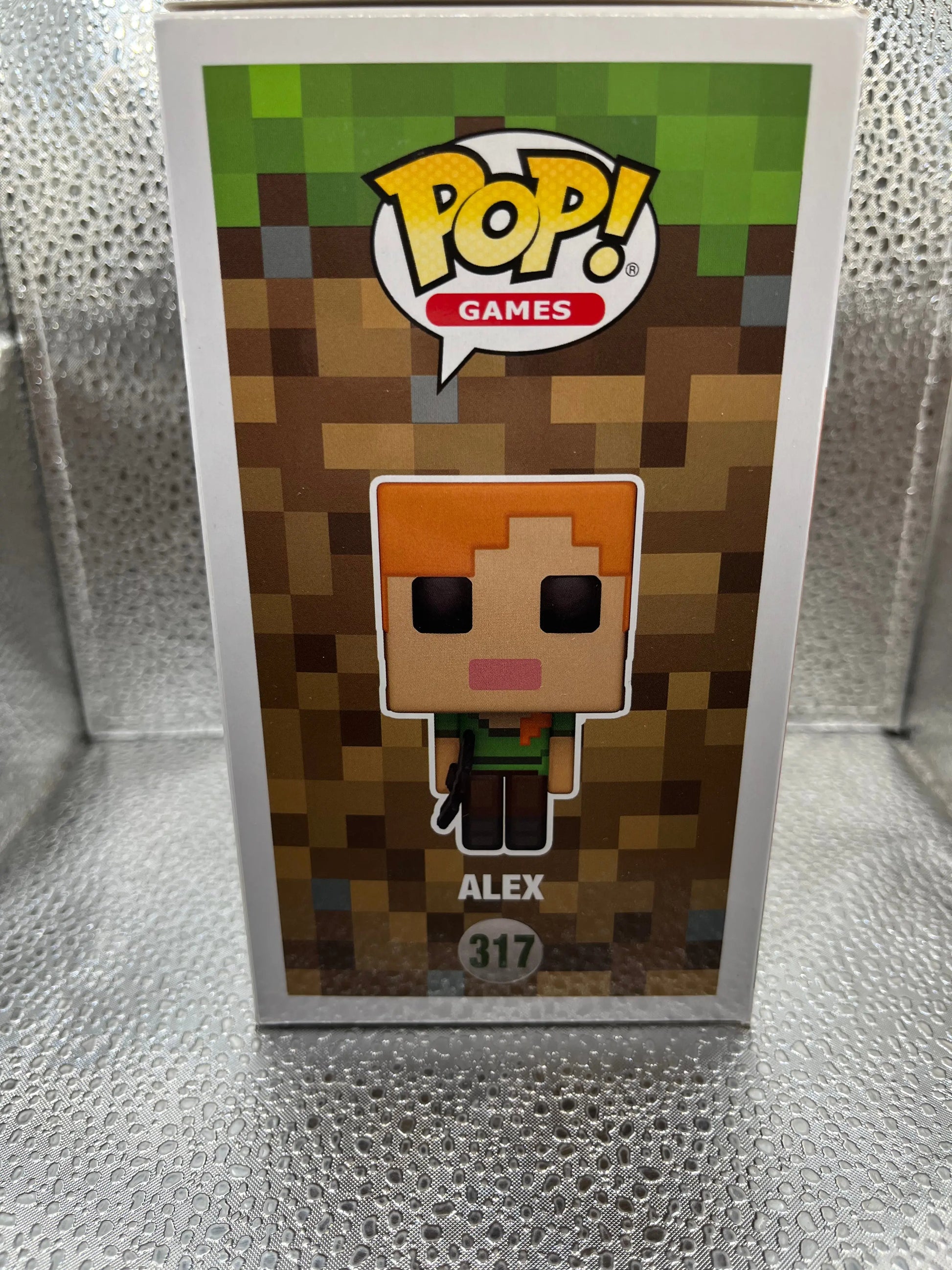 Funko POP Games - Minecraft - Alex #317 FRENLY BRICKS - Open 7 Days